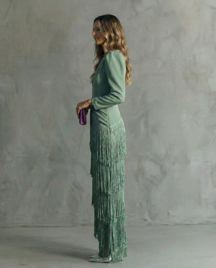 Violet  Elegant midi dress with fringe sleeves