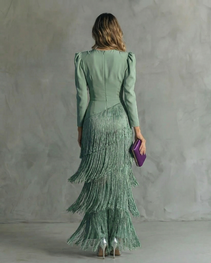 Violet  Elegant midi dress with fringe sleeves
